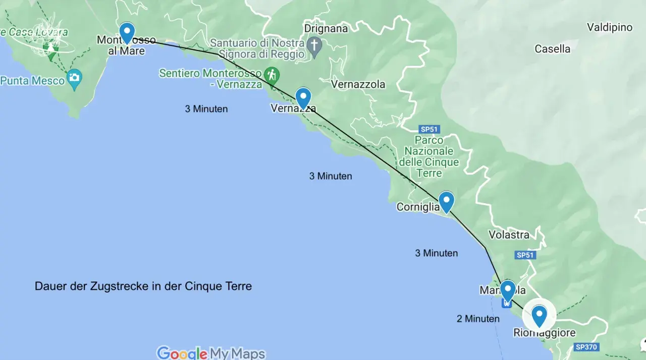 Karte zeigt, wo liegt Cinque Terre: Zugstrecke von Monterosso nach Riomaggiore mit Fahrzeiten.