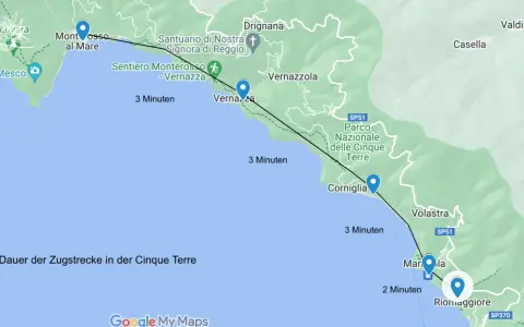 Karte zeigt, wo liegt Cinque Terre: Zugstrecke von Monterosso nach Riomaggiore mit Fahrzeiten.