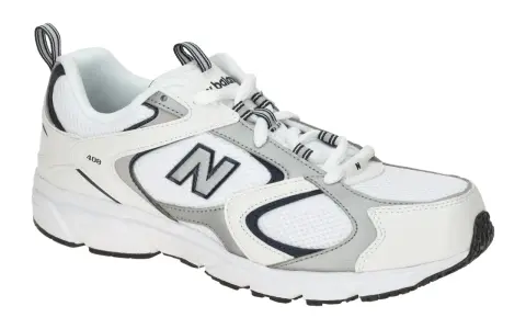 Ein weißer New Balance 408 Herren Sneaker mit grauen und dunkelblauen Akzenten.