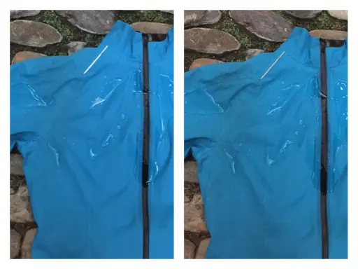Zwei Ansichten einer blauen Regenjacke mit Wassertropfen. Die Jacke ist wasserabweisend und trocknet schnell.